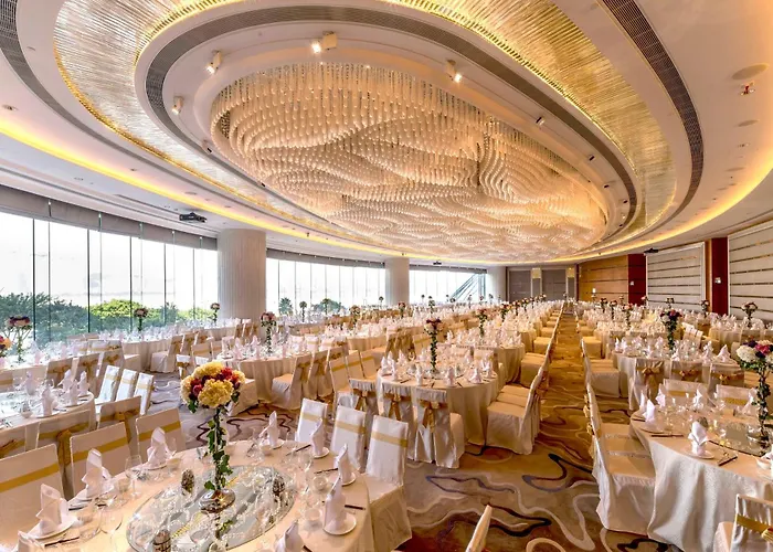 Resort Crowne Plaza By Ihg 5*