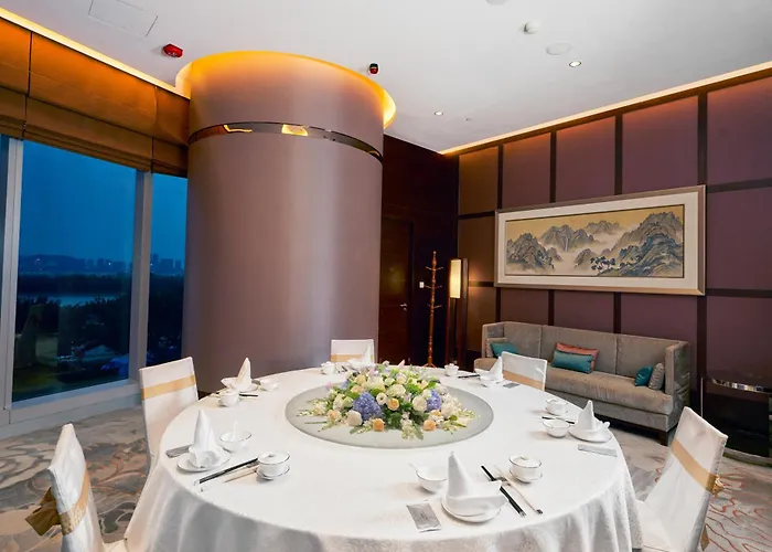 Resort Crowne Plaza By Ihg 5*