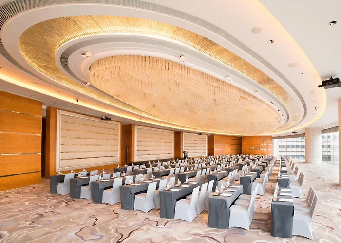 Crowne Plaza By Ihg Resort