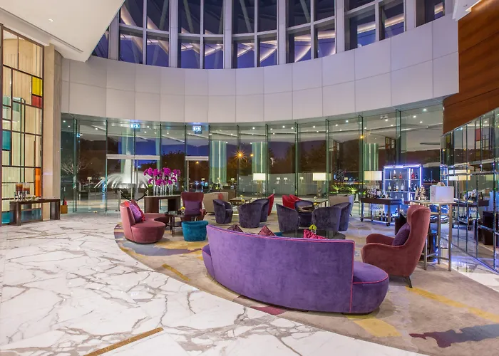 Crowne Plaza By Ihg Resort