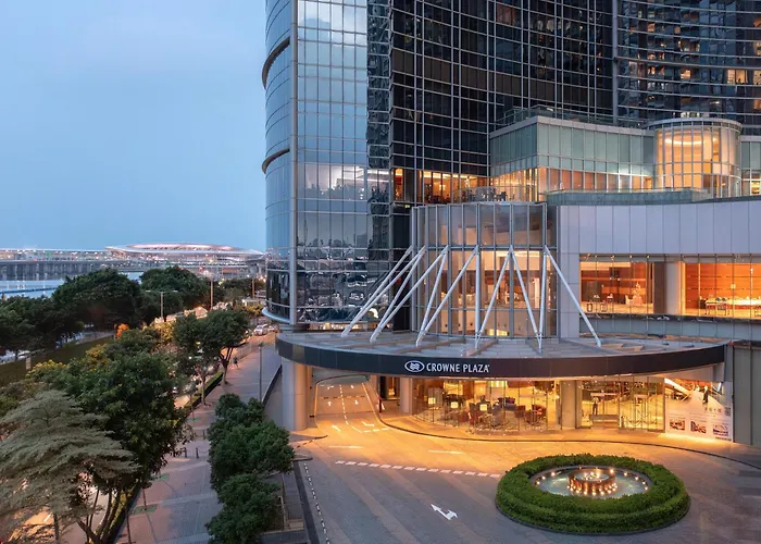 Crowne Plaza By Ihg Resort