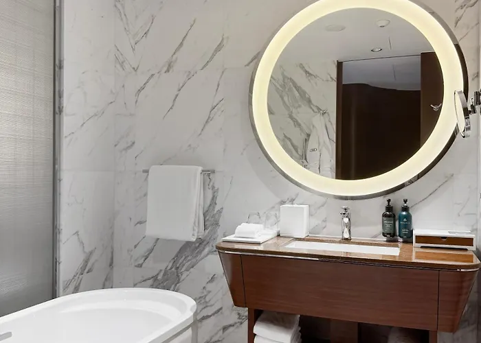 Crowne Plaza By Ihg Macau