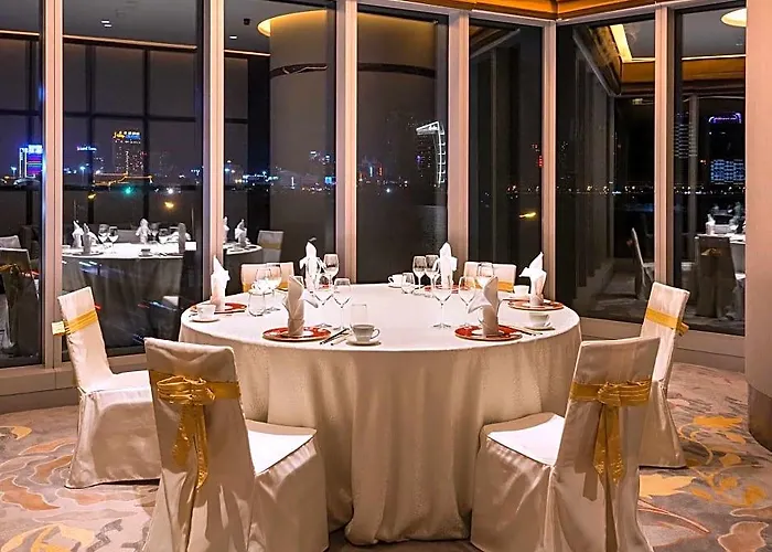 Resort Crowne Plaza By Ihg 5*