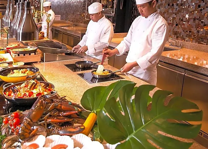 Resort Crowne Plaza By Ihg 5*
